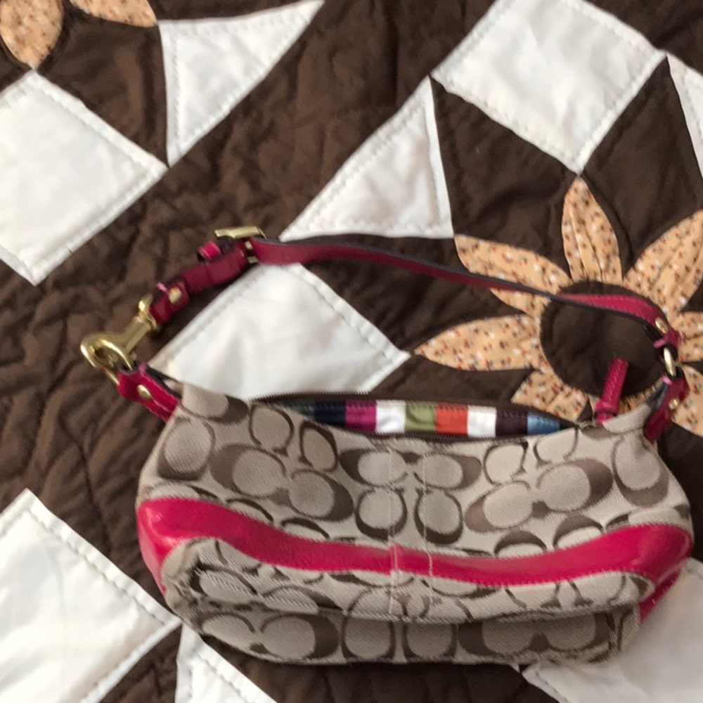 VINTAGE COACH D0867-41642, FUSCHIA PINK BAG